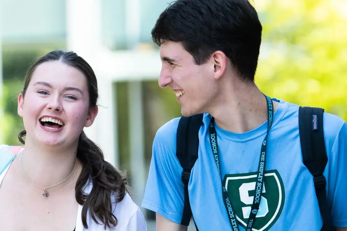 Honors students walking together