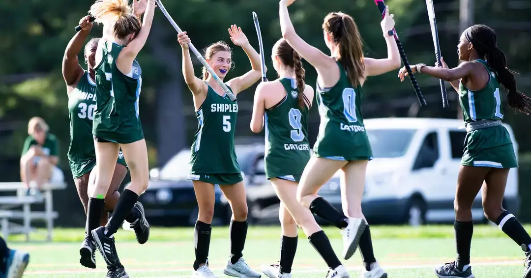 Lacrosse students celebrating win